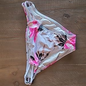 NWT O'Neill Bikini Bottom